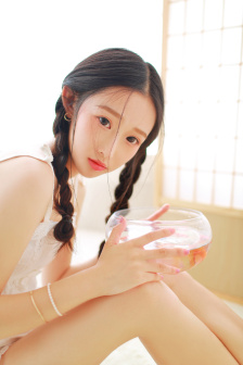 翘臀美女图片