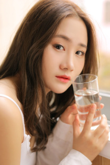 吸乳电影